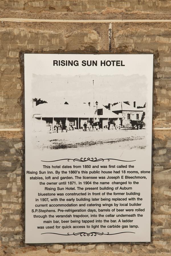 The Rising Sun Hotel Auburn Eksteriør billede